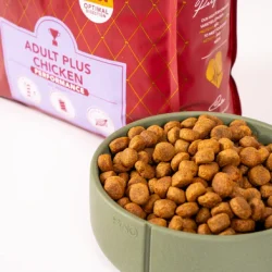 Delcon Adult Plus Kip 3kg Hondenvoer Delcon Adult Plus Kip 3kg Hondenvoer